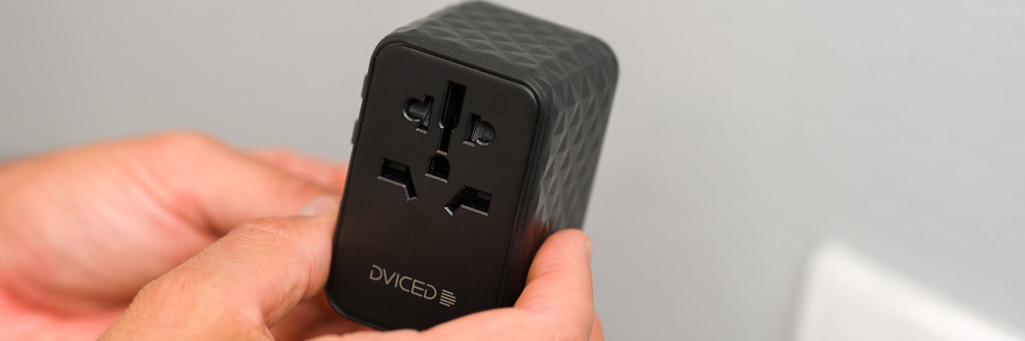 World travel adapter 65W GaN universal World travel adapter 65W GaN universal