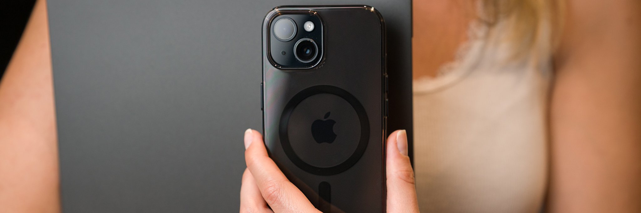 Leather case with magsafe for iPhone 15 Leather case with magsafe for iPhone 15